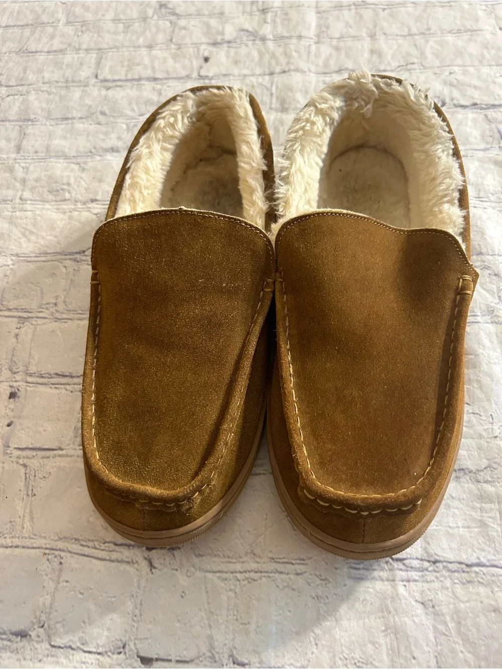 Lamo moccasin slippers